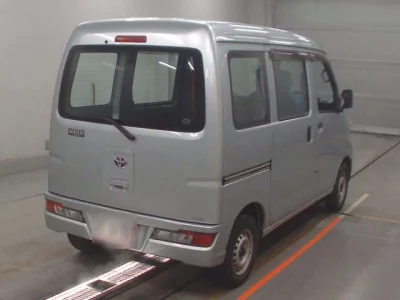 Toyota Pixis Van