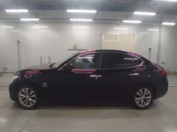 Nissan FUGA лот № 30605 оценка 3.5  с аукциона в Японии 3