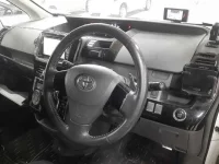 Toyota VOXY лот № 30685 оценка RA  с аукциона в Японии 6