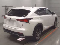 Lexus NX лот № 30715 оценка 4  с аукциона в Японии 1