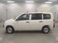 Toyota PROBOX лот № 30739 оценка R  с аукциона в Японии 3