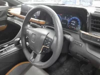 Toyota CROWN CROSSOVER лот № 30738 оценка 4.5  с аукциона в Японии 6