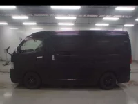 Toyota HIACE VAN лот № 30857 оценка 3.5  с аукциона в Японии 3