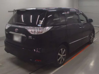 Toyota Estima Hybrid