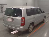 Toyota SUCCEED лот № 10438 оценка 4  с аукциона в Японии 1