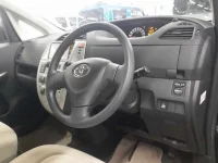 Toyota RACTIS лот № 30843 оценка RA  с аукциона в Японии 6