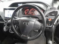 Toyota NOAH лот № 30815 оценка 4  с аукциона в Японии 6