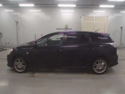 Toyota CALDINA  с аукциона в Японии