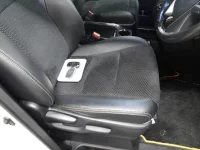 Toyota VELLFIRE лот № 30945 оценка 4  с аукциона в Японии 7