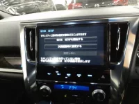 Toyota VELLFIRE лот № 30945 оценка 4  с аукциона в Японии 8