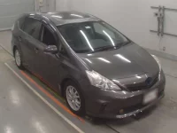 Toyota PRIUS ALPHA лот № 30934 оценка 3.5  с аукциона в Японии 4