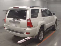 Toyota HILUX SURF лот № 30943 оценка 4  с аукциона в Японии 1