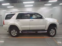 Toyota HILUX SURF лот № 30943 оценка 4  с аукциона в Японии 2