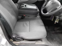 Toyota HIACE VAN лот № 30953 оценка 3  с аукциона в Японии 7