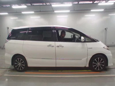 Toyota Estima Hybrid