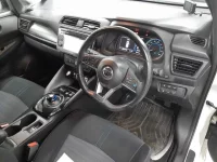 Nissan LEAF лот № 30977 оценка 3.5  с аукциона в Японии 6