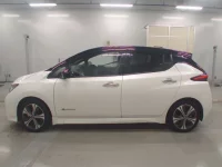 Nissan LEAF лот № 30977 оценка 3.5  с аукциона в Японии 3