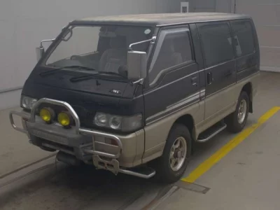 Mitsubishi Delica