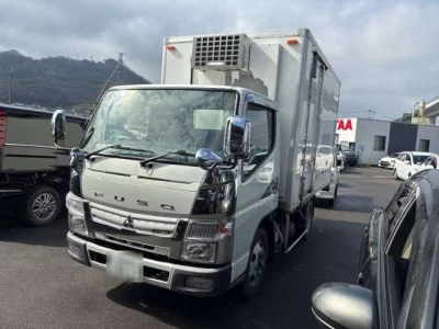 Mitsubishi Fuso Canter
