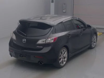 Mazda AXELA  с аукциона в Японии