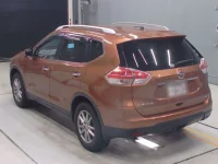 Nissan X-TRAIL лот № 30039 оценка 4  с аукциона в Японии 5