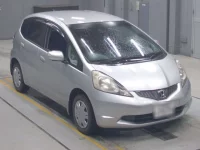 Honda FIT лот № 30020 оценка 3.5  с аукциона в Японии 4