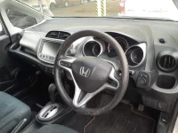 Honda FIT лот № 30020 оценка 3.5  с аукциона в Японии 6