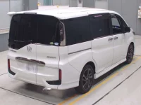 Honda STEP WAGON лот № 30069 оценка 4  с аукциона в Японии 1