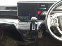 Honda STEP WAGON лот № 30069 оценка 4  с аукциона в Японии 8