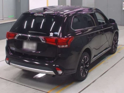 Mitsubishi OUTLANDER PHEV