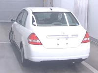Nissan TIIDA LATIO лот № 4063 оценка 3.5  с аукциона в Японии 1
