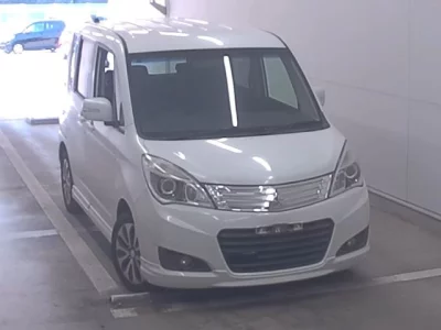 Mitsubishi DELICA D2