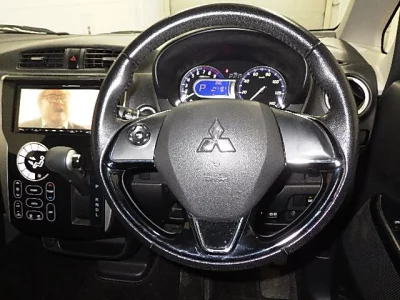 Mitsubishi EK CUSTOM