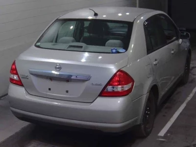 Nissan TIIDA LATIO