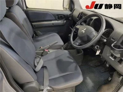 Mitsubishi MINICAB VAN