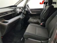Honda STEP WAGON лот № 3060 оценка 4  с аукциона в Японии 5