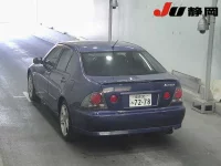 Toyota ALTEZZA лот № 5015 оценка 4  с аукциона в Японии 1