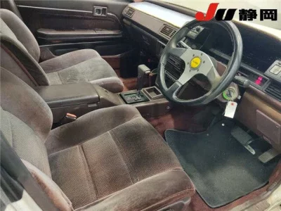 Toyota CRESTA  с аукциона в Японии