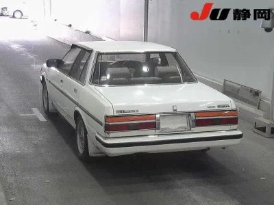 Toyota CRESTA  с аукциона в Японии