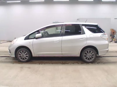 Honda FIT SHUTTLE  с аукциона в Японии