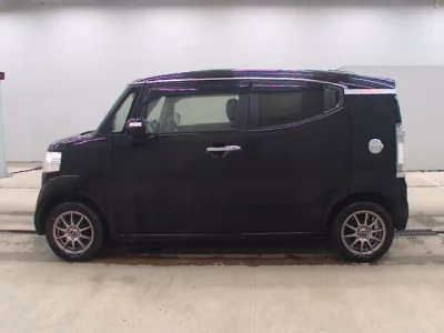 Honda N-Box Slash
