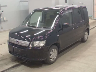 Honda Mobilio Spike