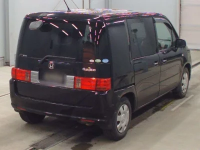 Honda Mobilio Spike