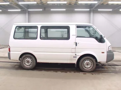 Mazda BONGO VAN