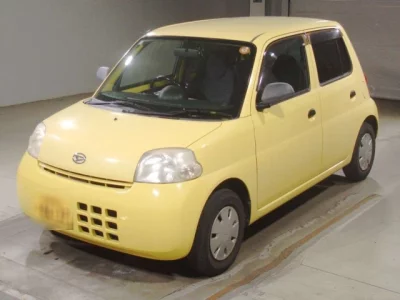 Daihatsu Esse