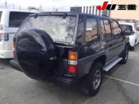 Nissan TERRANO лот № 2054 оценка RA  с аукциона в Японии 5