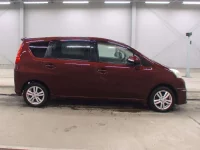 Toyota PASSO SETTE лот № 5547 оценка 3.5  с аукциона в Японии 2