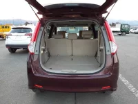 Toyota PASSO SETTE лот № 5547 оценка 3.5  с аукциона в Японии 10