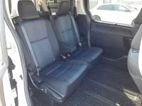 Toyota VOXY лот № 3068 оценка 3.5  с аукциона в Японии 9