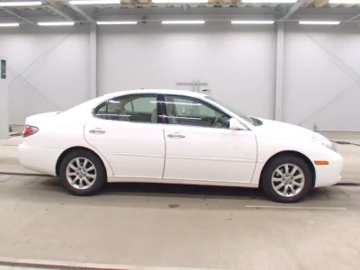 Toyota WINDOM  с аукциона в Японии